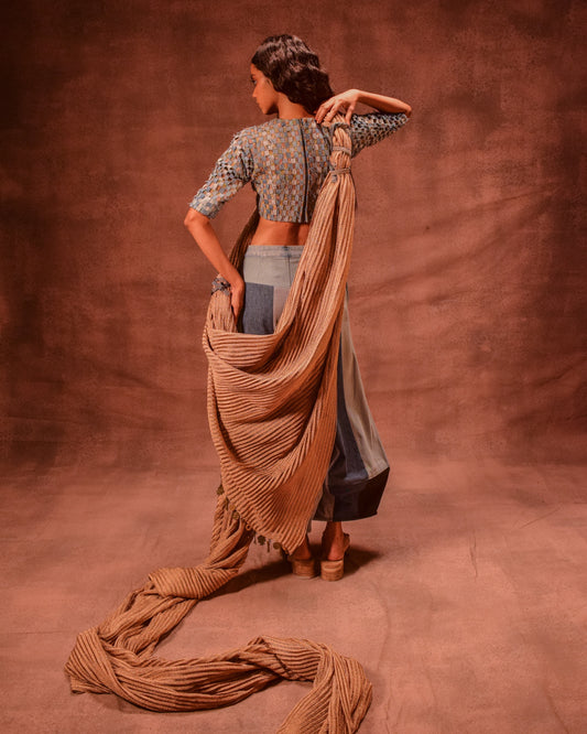 Metallic knit saree